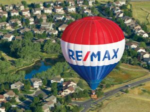 RE/MAX: Transparentní realitní franšíza s globálním zázemím a profesionální reputací